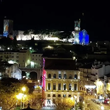 La Goelette - Palais Des Festivals *