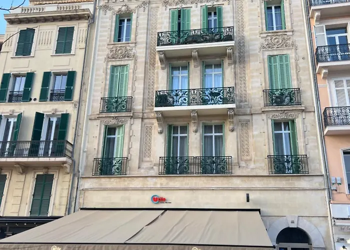 La Goelette - Palais Des Festivals Cannes