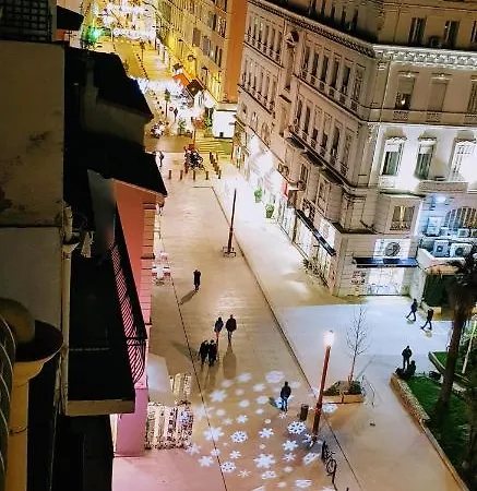 La Goelette - Palais Des Festivals *